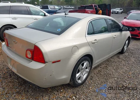 2010 Chevrolet Malibu Ls z USA, uszkodzony, nr VIN 1G1ZB5EB2AF211989